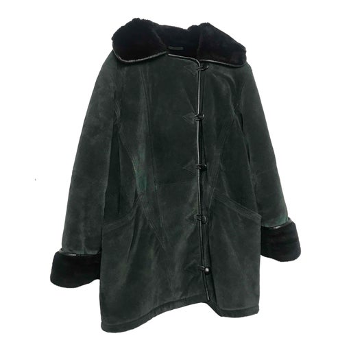 Manteau en peau lainée