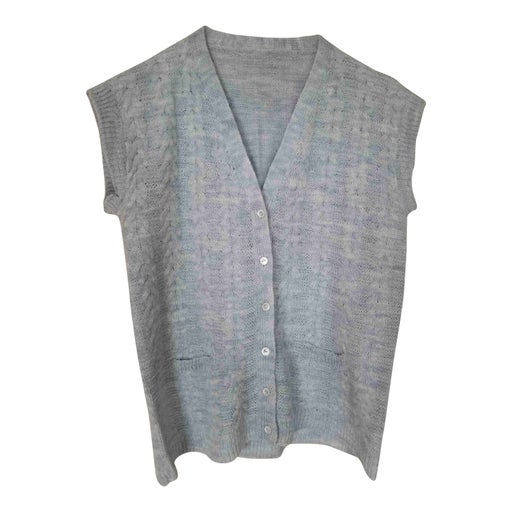 Sleeveless wool vest