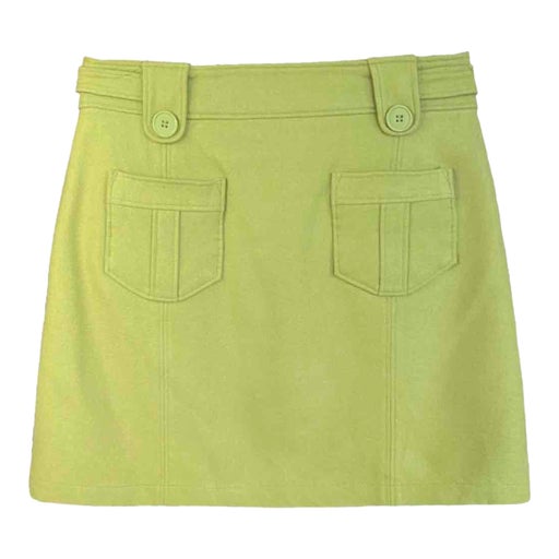 Short woolen skirt