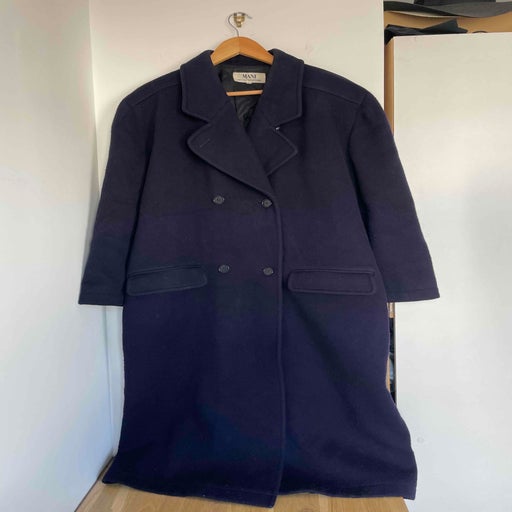 Wool and cashmere coat