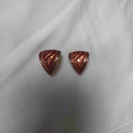 Pearl earrings