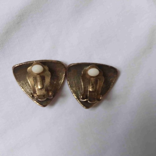 Pearl earrings