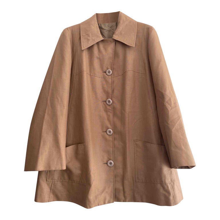 Short trench coat