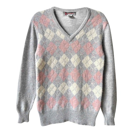 Woolen sweater
