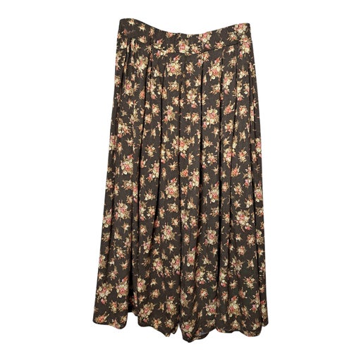 Pleated skirt