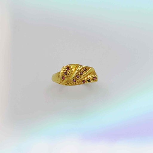 Golden metal ring