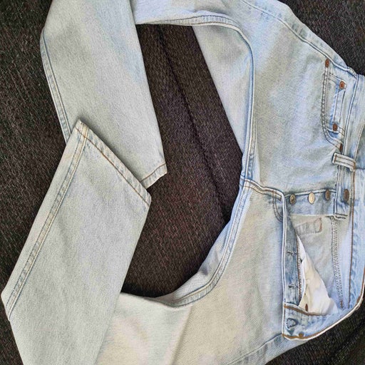 Levi's 501 W24L32 jeans