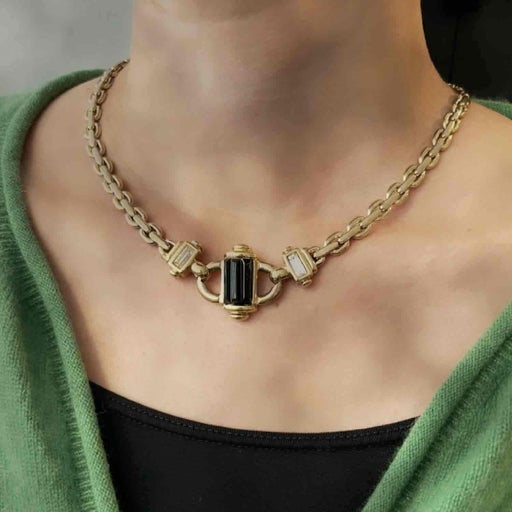 Agatha necklace