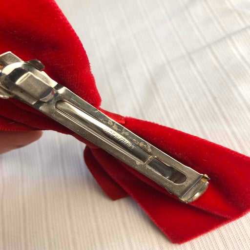 Velvet barrette