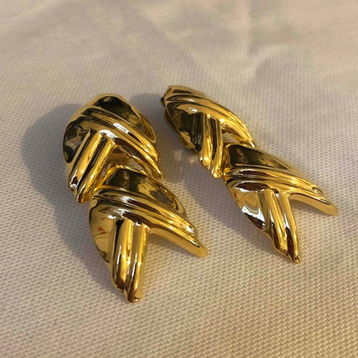 golden earrings