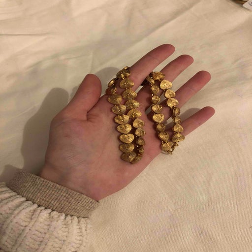 Golden metal necklace