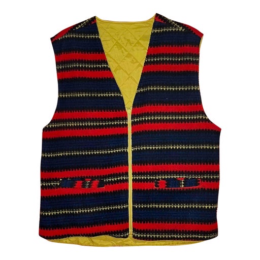 Reversible sleeveless vest