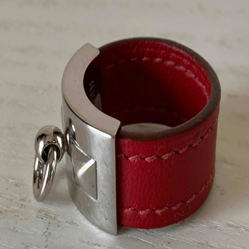 Hermes ring