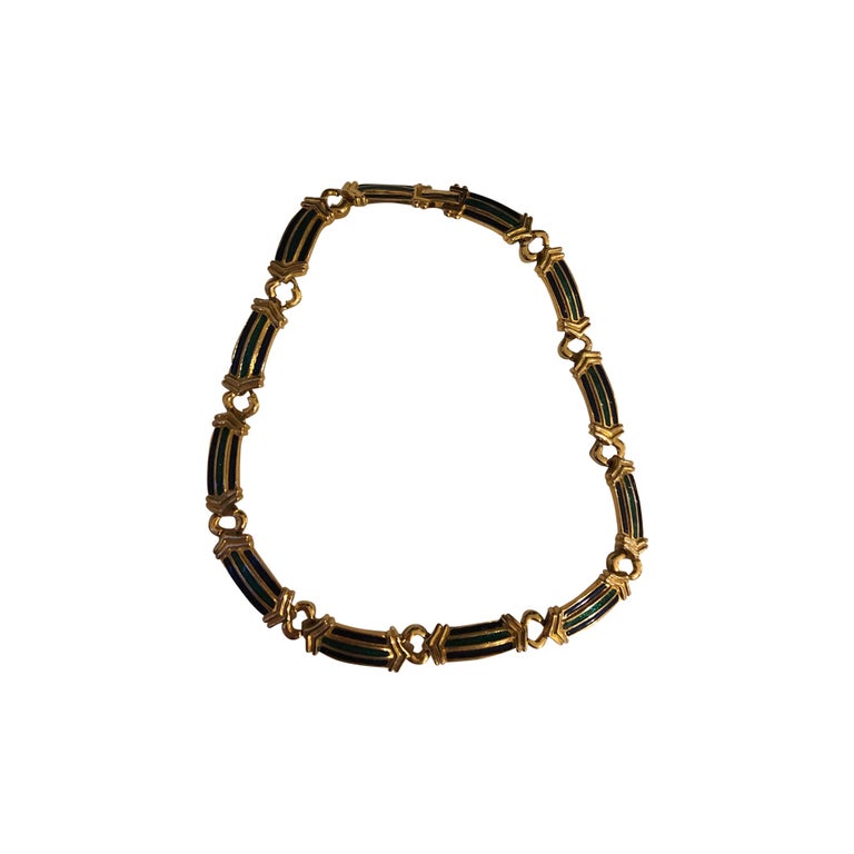 Golden metal necklace