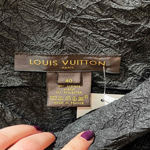 Jupe Louis Vuitton taille 36-38.