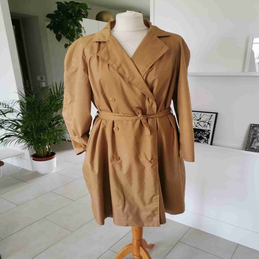 90's trench coat