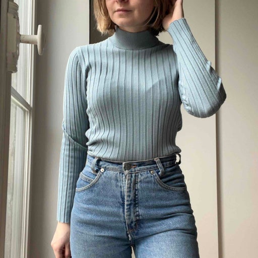 Ribbed sweater