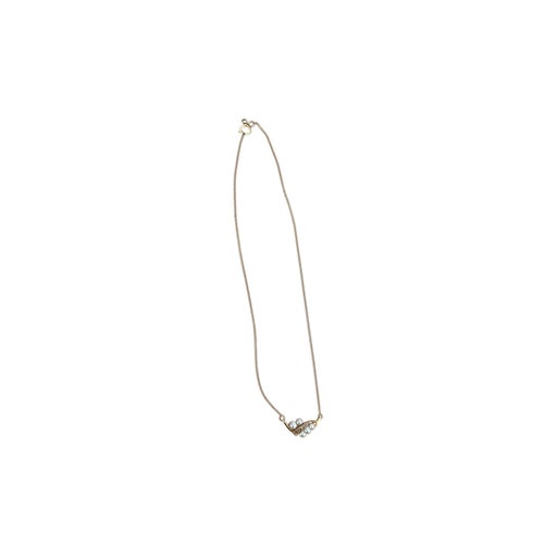 pendant necklace