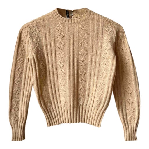 Woolen sweater