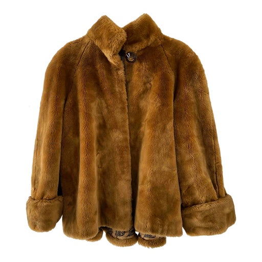 Manteau en fausse fourrure