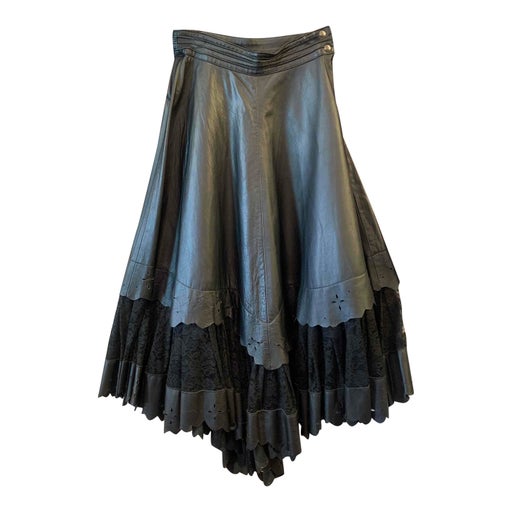 Jupe en cuir et dentelle