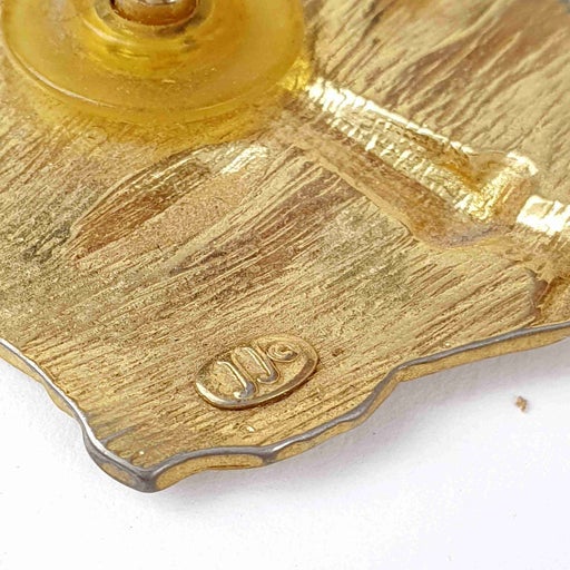 face earrings