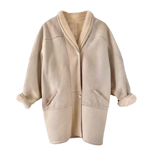 Manteau en peau lainée