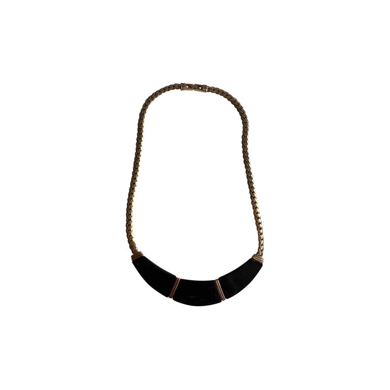 Bib necklace