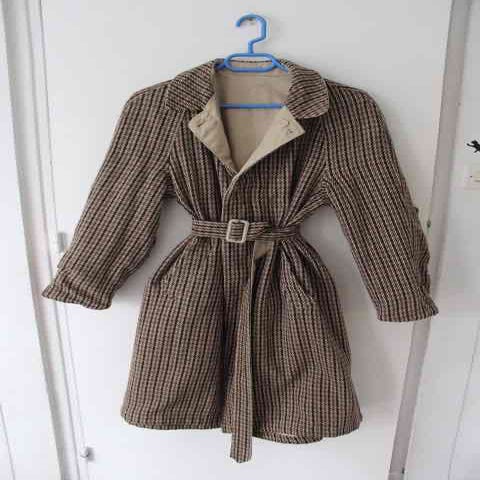 Reversible trench coat