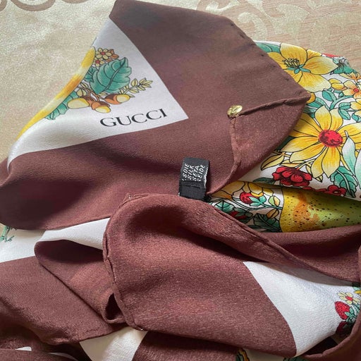 Gucci scarf