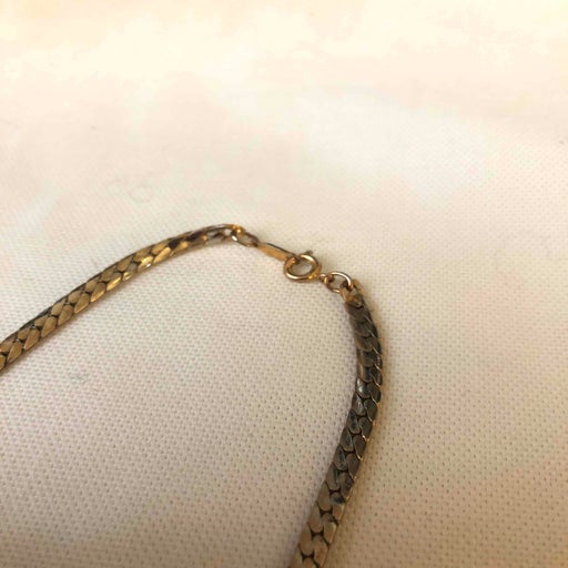 flower pendant necklace