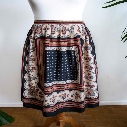 Patterned midi skirt