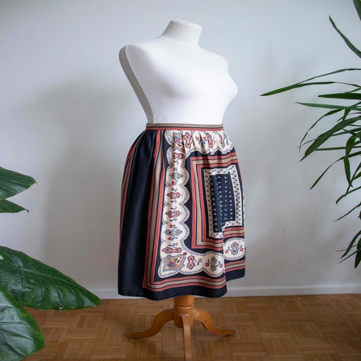 Patterned midi skirt