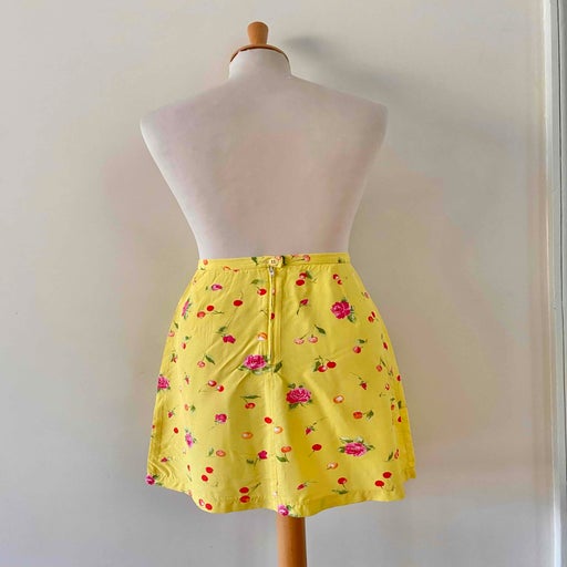 Floral mini skirt