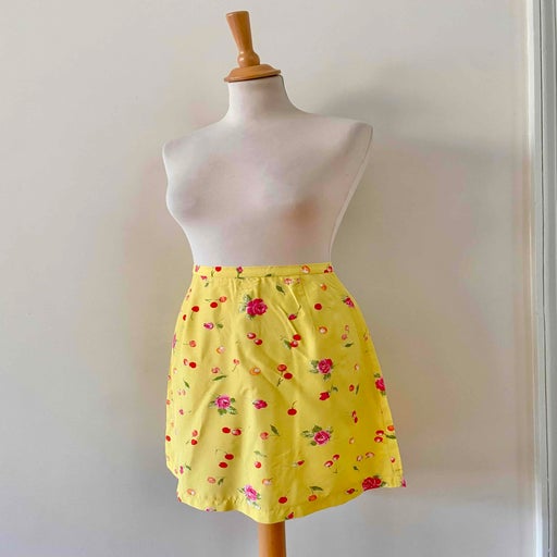 Floral mini skirt
