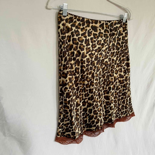 Leopard skirt