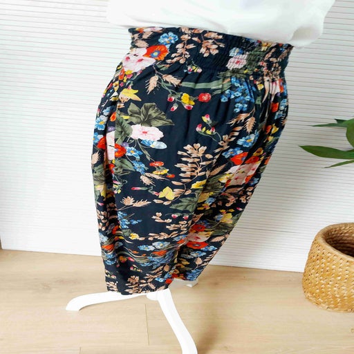 Flowing pants