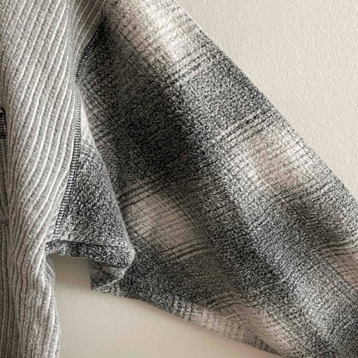 Checked sweatshirt