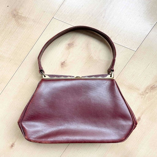 Leather bag
