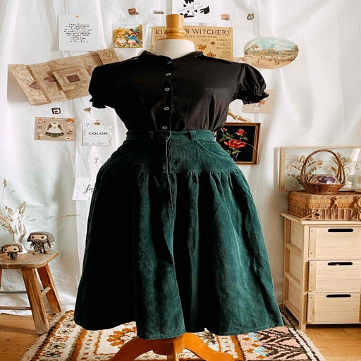 Corduroy skirt