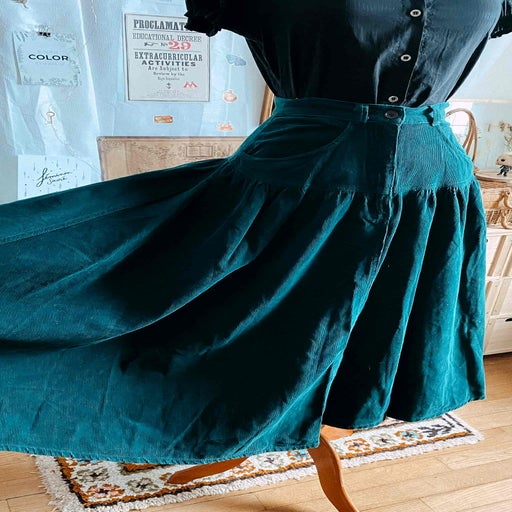 Corduroy skirt