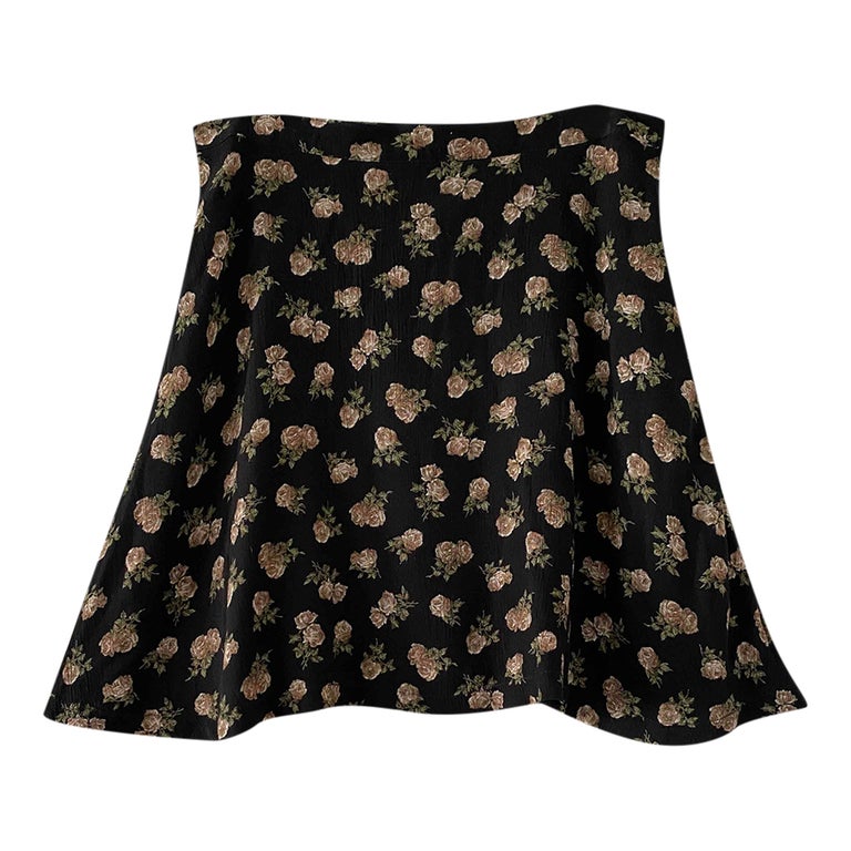 Floral mini skirt