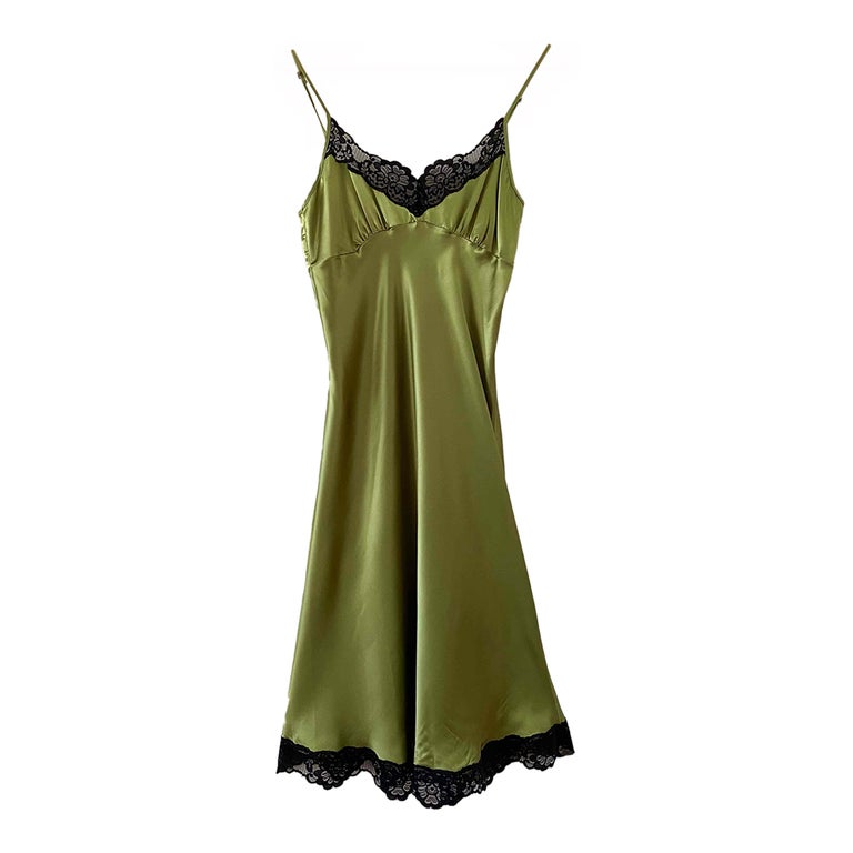 Robe nuisette en satin de soie
