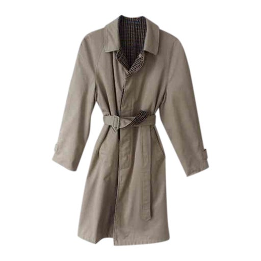 Reversible trench coat