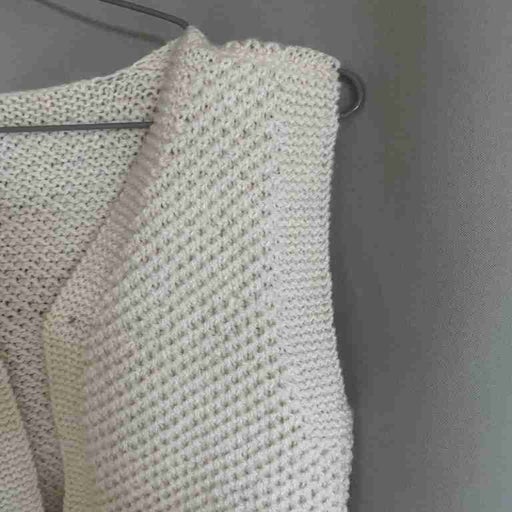 Sleeveless wool vest