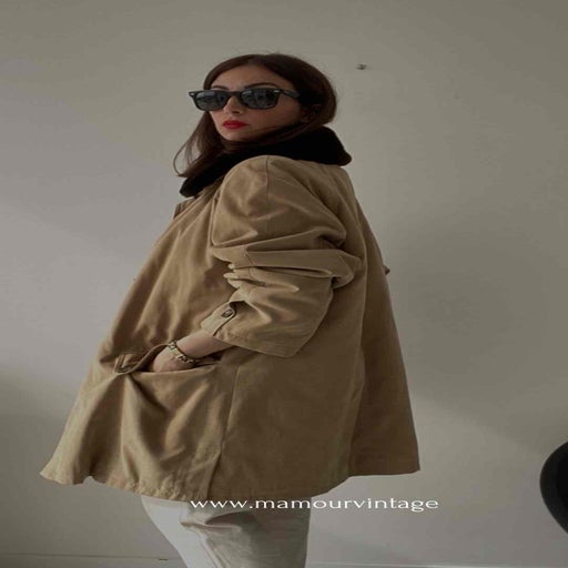 Short trench coat