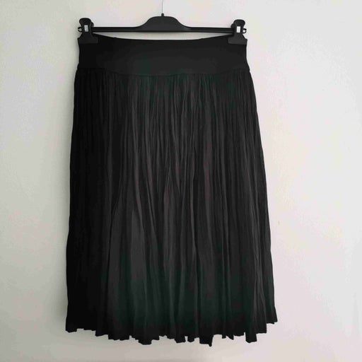 Pleated midi skirt