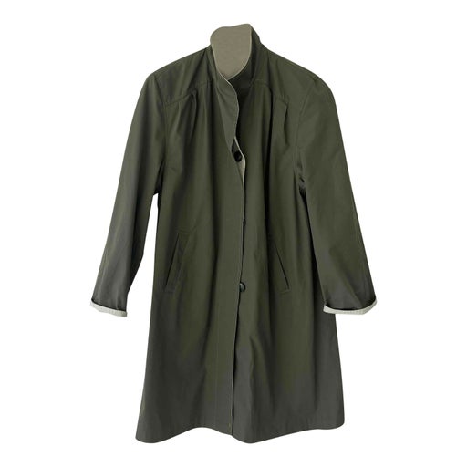 Two-tone trench