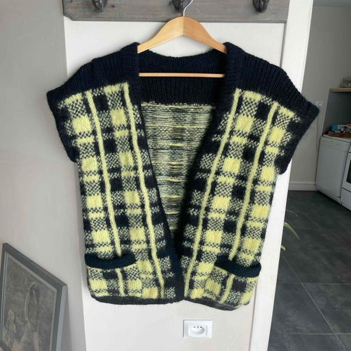 Sleeveless wool vest