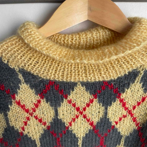 Woolen sweater
